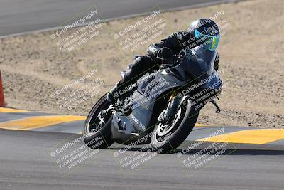 media/Nov-05-2022-SoCal Trackdays (Sat) [[f8d9b725ab]]/Turns 9 and 8 (1050am/